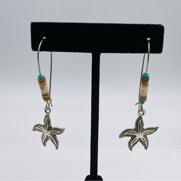 Earrings Star Fish Metal Ocean Beach Silver Tone Dangle Coastal Sea Hook Animal - Picture 1 of 5